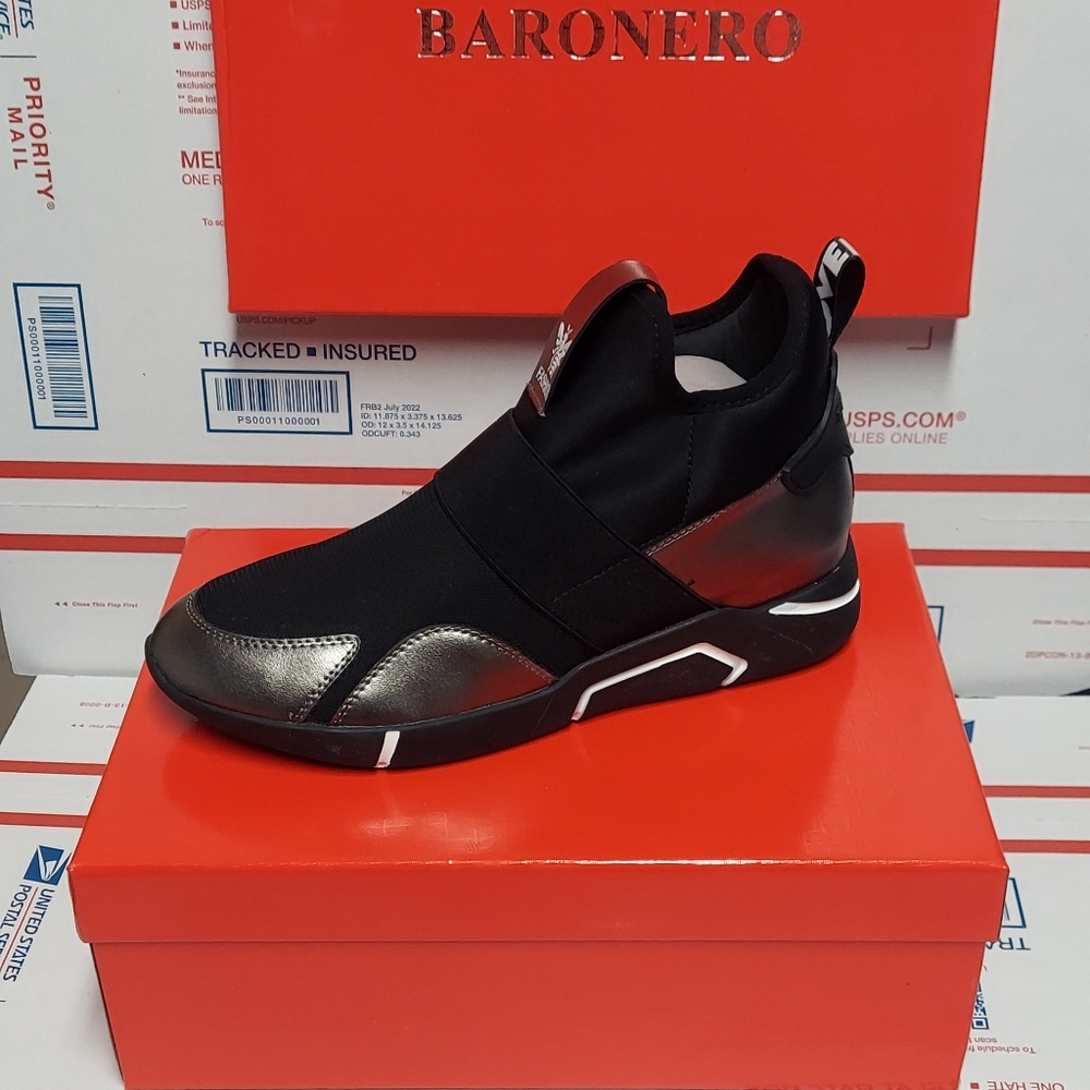 In Christmas gifts boxes! Best Women's Fashion anti-slip Walking Sneakers